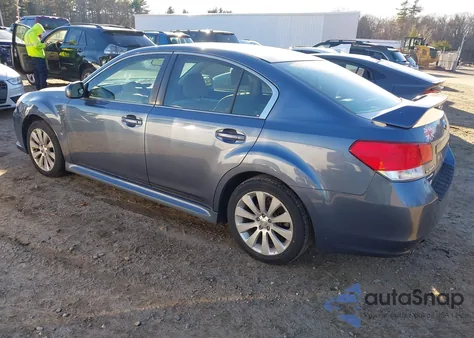 2013 Subaru Legacy 2.5I Premium z USA, uszkodzony, nr VIN 4S3BMBG69D3018259
